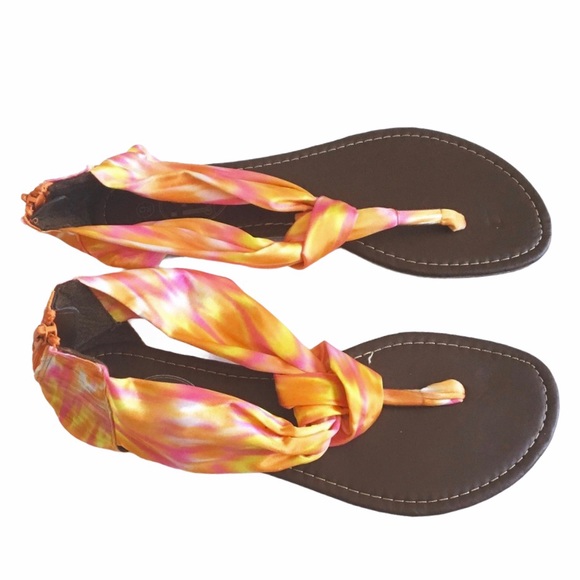 Carrini ❉ Scarf Print Thong Flat Sandals ❉ Orange Pink Tie Dye ❉ Size 9 - Picture 4 of 9